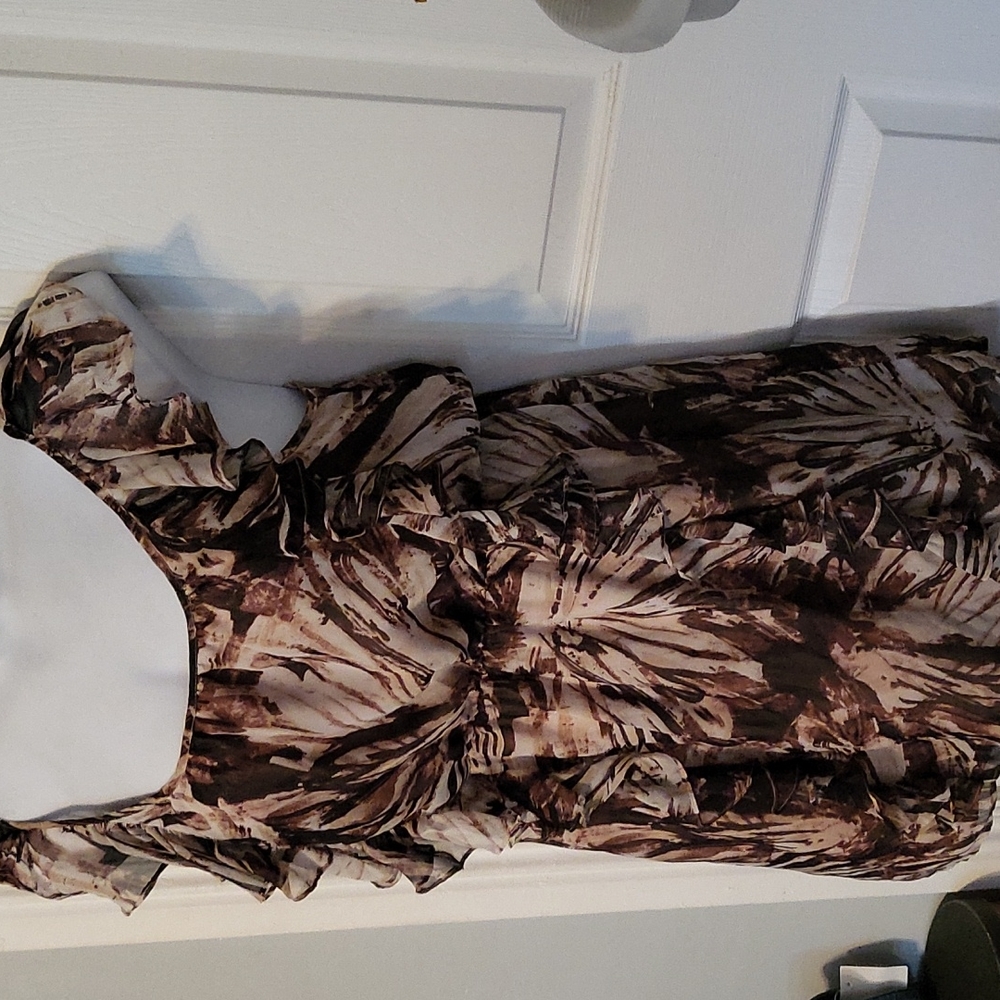 *Charlotte Russe Ruffle Dress - Picture 3 of 11